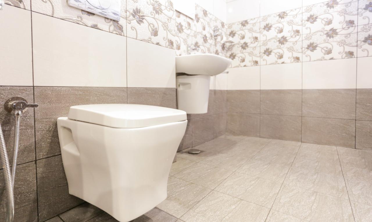 Treebo Trend Cmks Gulmohar Suites Kochi Esterno foto